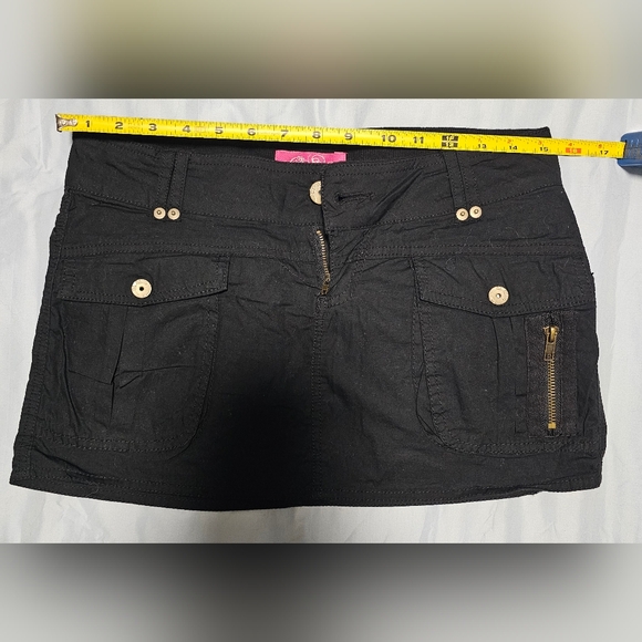 Cargo Style Mini Skirt - Size Small - Picture 10 of 14